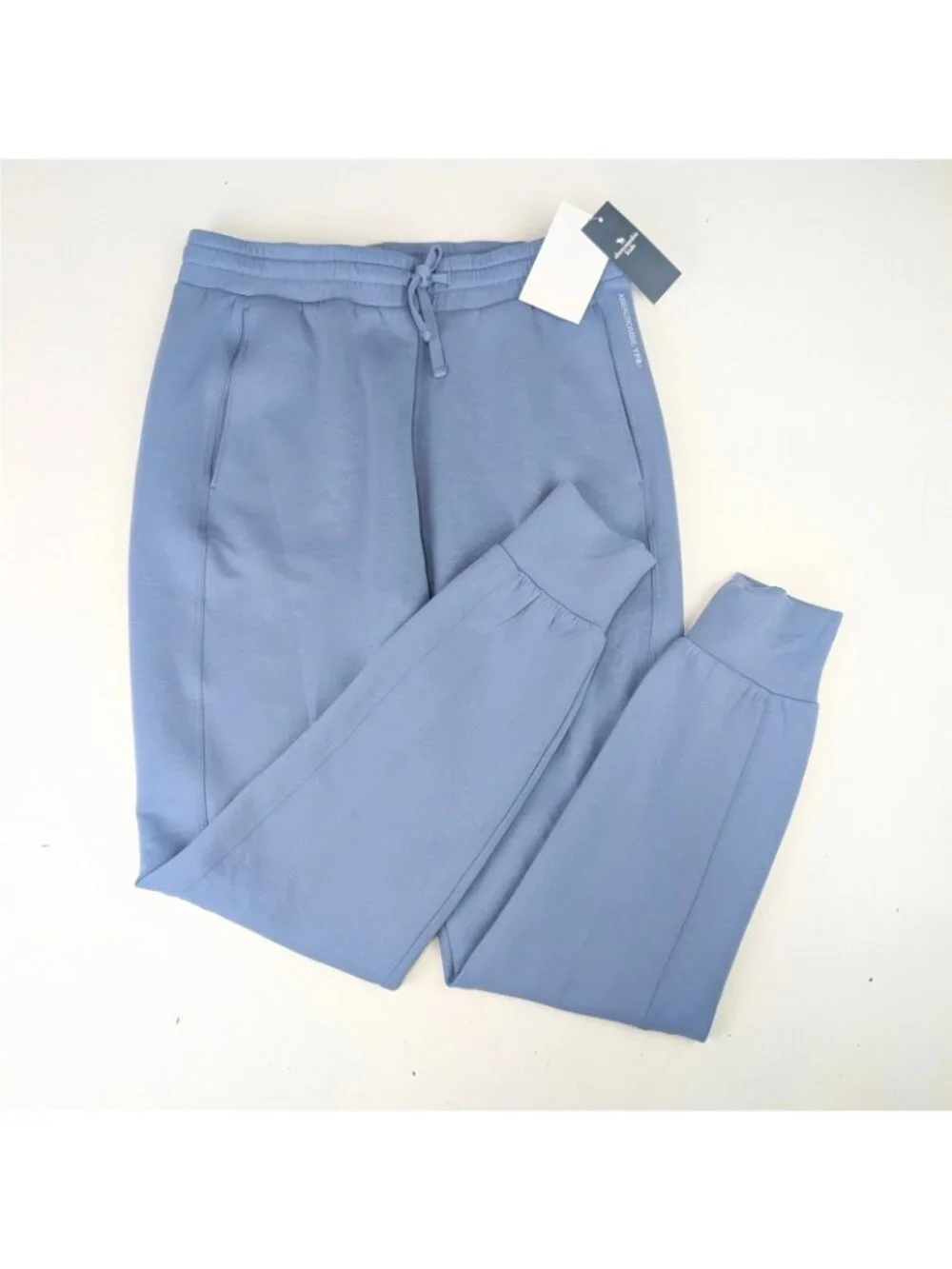 Abercrombie & Fitch neoknit fabricelastic